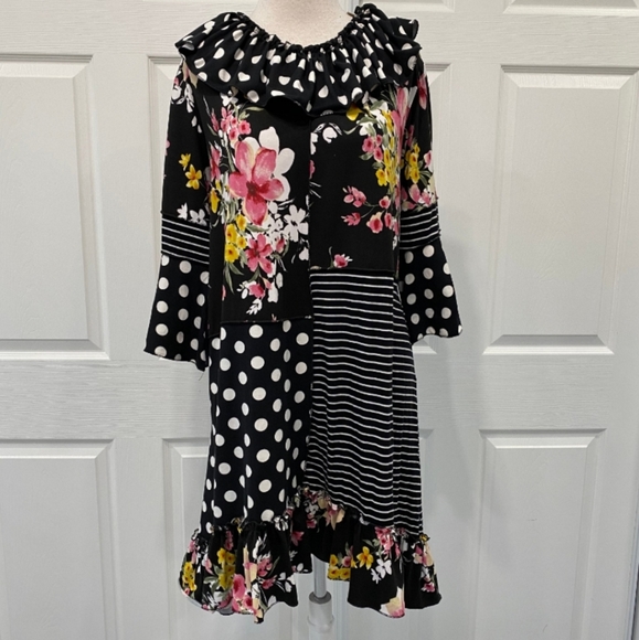 normonyDesign Tops - Custom spring Top